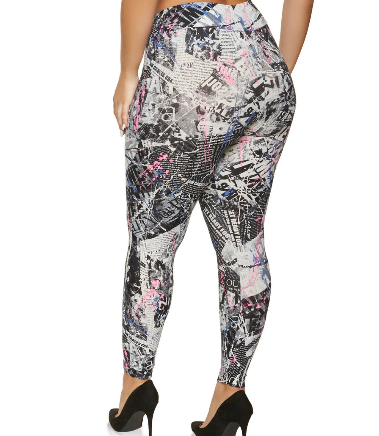 Plus Size Newspaper Graffiti Leggings